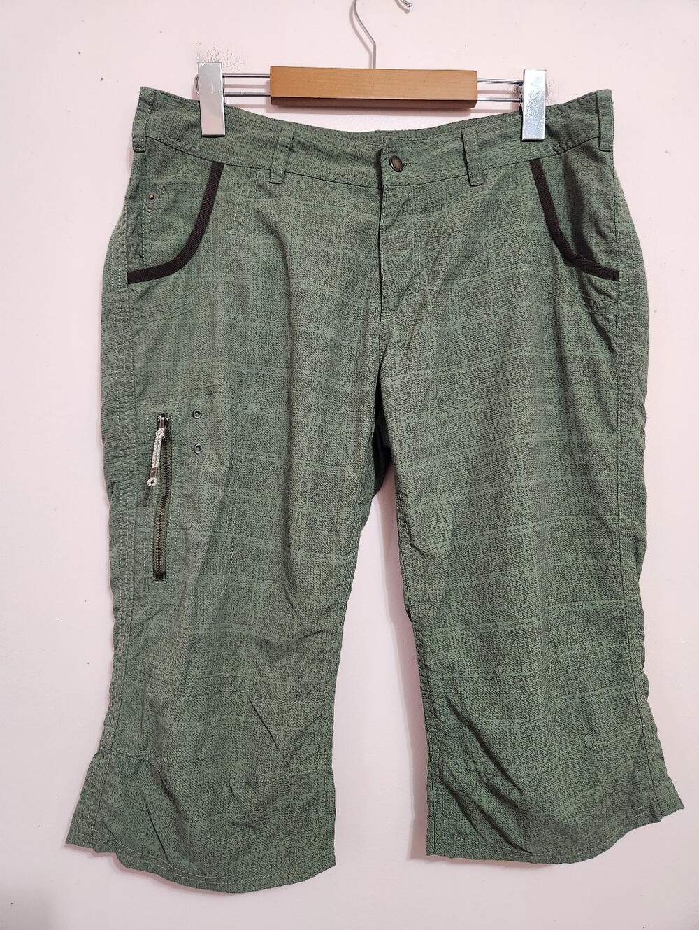 Icepeak Olive Green Grid Print Utility Hiking Cropped Capri Pants Gorpcore Sz 10